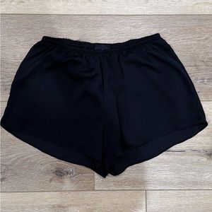 Loose Low Rise Shorts